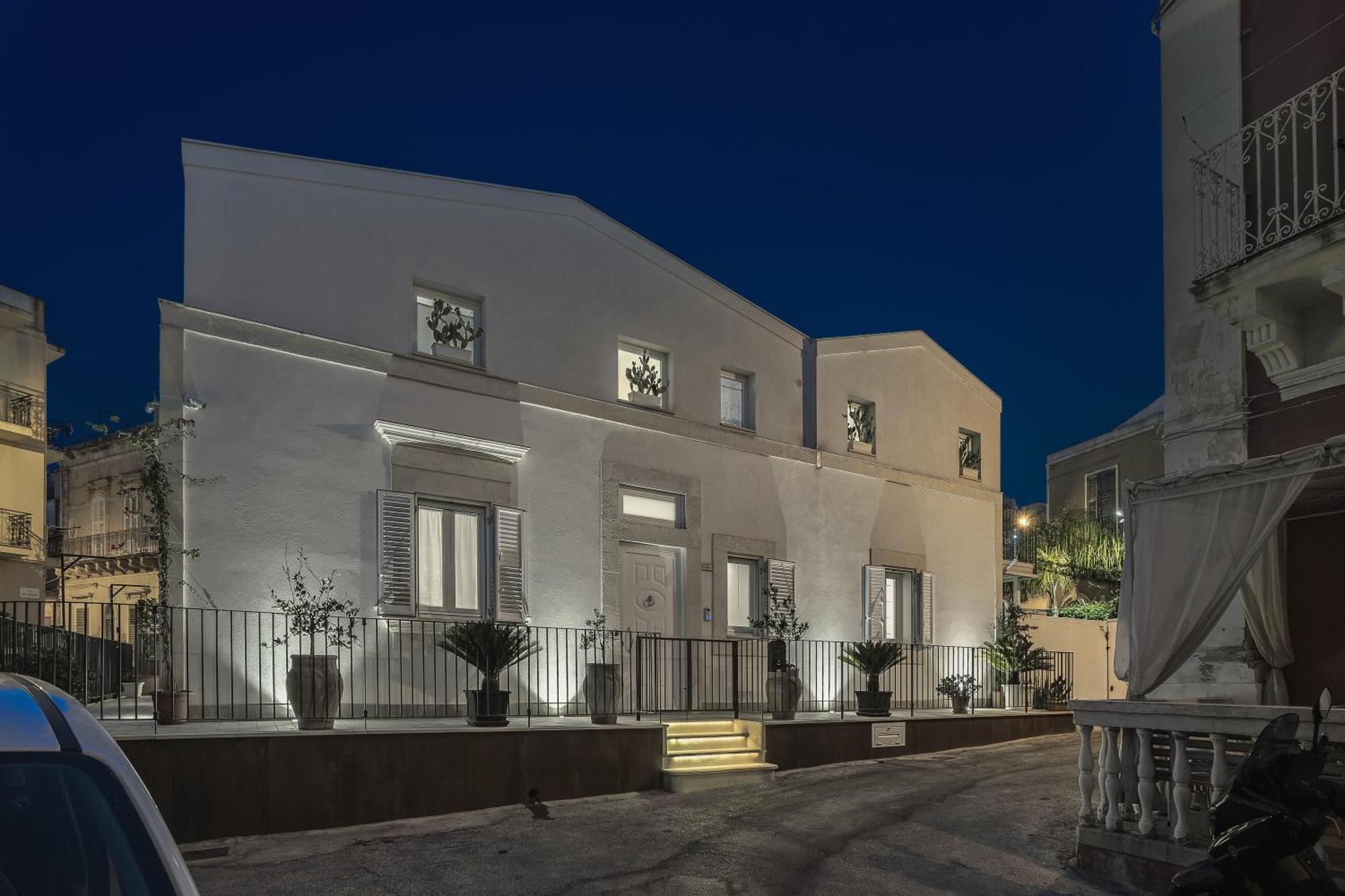 Casa Vacanze "Oceano Mare" ポッツァッロ エクステリア 写真