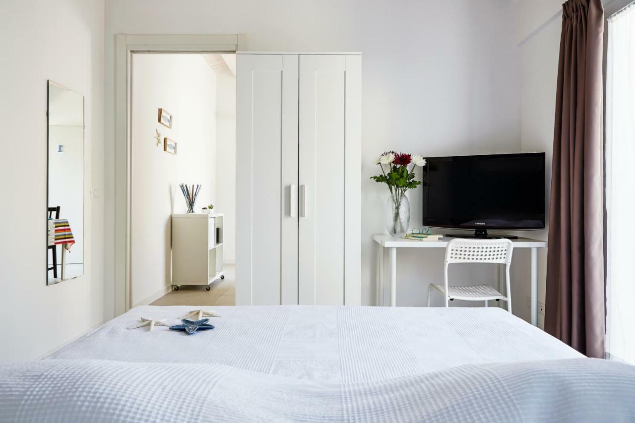 Casa Vacanze "Oceano Mare" ポッツァッロ エクステリア 写真