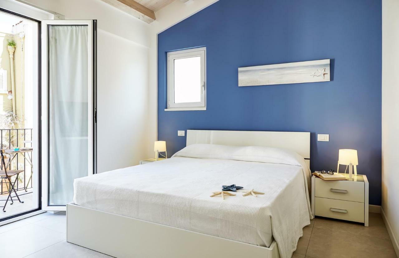 Casa Vacanze "Oceano Mare" ポッツァッロ エクステリア 写真
